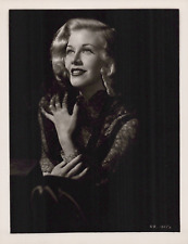HOLLYWOOD BEAUTY GINGER ROGERS STYLISH POSE STUNNING PORTRAIT 1940s Photo C21 picture