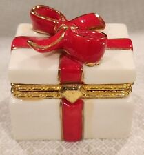 Porcelain White Red Bow Trinket Box Rare - Vintage picture