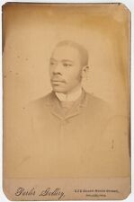 CIRCA 1890s CABINET CARD PARLOR HANDSOME AFRICAN AMERICAN MAN PHILADELPHIA PA. picture
