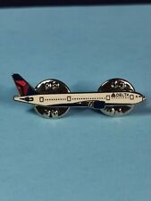 Vintage Delta Airline  Airplane Lapel Pinback Pin ✈️ 1 1/2