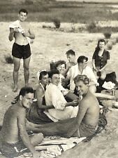 1L Photograph 1941 Group Photo Portrait Handsome Men Pretty Women Beach Day picture