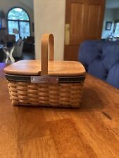 Longaberger 2007 Collectors Club Member Basket, with Tag & Wooden Lid picture