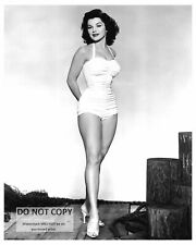 ACTRESS DEBRA PAGET PIN UP - 8X10 PUBLICITY PHOTO (FB-691) picture