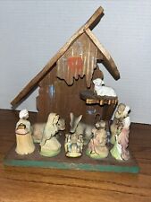 Trimont Ware Japan Nativity Set Manger Attached 9 Figures Wood Vintage Christmas picture