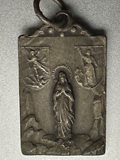 Antique French Religious Silver medal Coeur Sacre de JesusJ'ai Confiance en vous picture