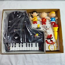 Peanuts Schroeder Piano Battery Operated Vintage 1985 Snoopy Lucy Charlie Brown picture