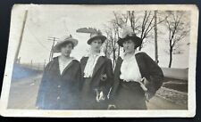 Antique Photo Snapshot 1920s? Of Young Women With Funky Feather Hats picture
