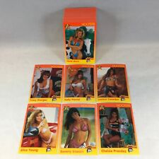 HOOTERS RESTAURANT CALENDAR GIRLS 1994 EDITION Complete Trading Card Set (100) picture