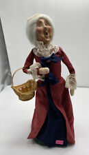 Byers Choice 1999 Exclusive Caroler Williamsburg Elderly Old Woman Basket SIGNED picture