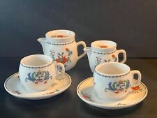 Porcelaine de Paris 2 cups and saucers Milk Pot and Tea Pot. Pattern Thick. Vin picture