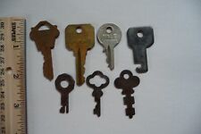Vintage Flat Skeleton Keys     Lot of 7      Sizes Approx. 1.25