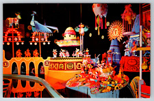 c1960s Disneyland Latin American It's a Small World Ride Vintage Postcard picture