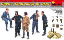 MiniArt 1/35 Soviet Tank Crew at Rest.Special Edition picture