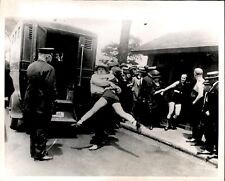 LD291 2nd Gen Photo BATHING BEAUTIES ARRESTED FOR SWIMSUITS 1922 CHICAGO POLICE picture
