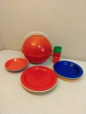 20 PIECE VTG INGRID CHICAGO PARTY BALL RAINBOW PICNIC CAMPING SET PLATES CUPS  picture