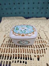Heritage House 1990 Love Songs To Remember 'Love Story' Porcelain Music Box picture