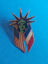 US & French Flags Statue of Liberty Lapel Pin ~ E. Hill Inc. New York 1984 picture
