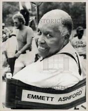 1975 Press Photo Major League Umpire Emmett Ashford on Movie Set, Macon, Georgia picture