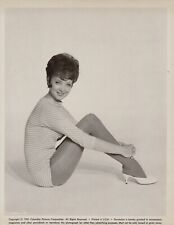 Carolyn Jones (1961) ❤ Original Vintage - Leggy Cheesecake Beauty Photo K 264 picture