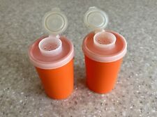 Tupperware Orange Salt Pepper Shakers Set Of 4 Pieces (2x 102-20, 629-1, 629-5) picture
