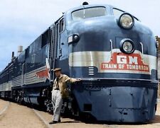 1940s GM TRAIN of TOMORROW Photo  (209-p) picture