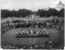Photo:Concert,Marine Band,East Capitol St,Washington,DC,c1905 picture