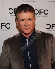 Alan Thicke 8X10 Glossy Photo Picture picture