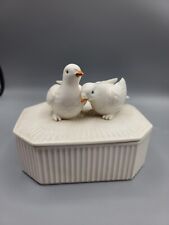 1975 Retired Vintage Fitz and Floyd White Doves Covered Trinket Box picture