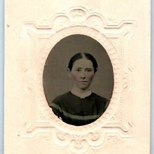 c1860s Cute Woman in Robe Potters Paper Framed Tintype Photo Lady Cheeks Tint H8 picture