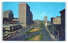 Postcard St Paul Place, Baltimore, Maryland J55 picture