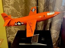 CHUCK YEAGER SPEED OF SOUND ACE PILOT SIGNED AUTO X-1 BELL JET ROCKET 1/32 Scale picture