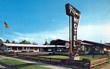 Superior Wisconsin Driftwood Motel Postcard picture