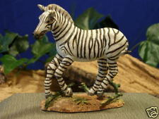 Country Artists Endangered Species Mountain Zebra Figurine 04945 CA04945 New picture