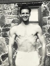 N3 Photograph Handsome Shirtless Beefcake Shirtless Hunk 1940-50s Sexy Chest Man picture