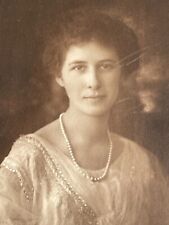 CG) Photograph Pretty Beautiful Wealthy Woman White Dress Pearl Necklace 1910-20 picture