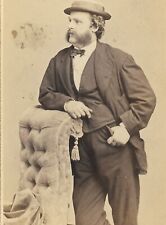 CIRCA 1890s CDV ANTIQUE PHOTOGRAPH FANCY CHAIR PORTRAIT S.A. THOMAS NY USA picture