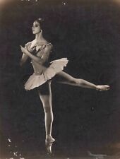 GREAT IMAGE CUBAN NATIONAL BALLET DANCER LA BAYADERA CUBA 1960s VTG Photo Y 410 picture