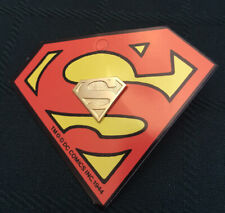 VINTAGE 1980’S D.C. COMICS SUPERMAN LOGO COLLECTIBLE PIN AUTHENTIC RARE QTY picture
