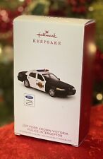 2018 Hallmark POLICE INTERCEPTOR Ornament 2011 FORD CROWN VICTORIA Classic Cars picture