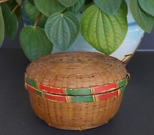 Vintage Wicker Sewing Basket With Lid  1930- 1940 w/Red Green Trim 6