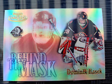 2000-01 Topps Gold Label Behind the Mask Dominik Hasek #BTM3 picture