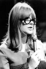 MARIANNE FAITHFULL CLASSIC 1960'S WITH GLASSES SINGING 24X36 POSTER picture