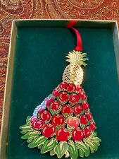 2001 Colonial Williamsburg 24K Gold Finish Ornament Apple Cone Pineapple w/ Box picture