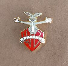 Vintage Bugs Bunny Cartoon Warner Brothers Records WB Pin Pinback Badge  picture