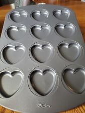  Vintage Wilton Heart Shaped Baking Pan 12 Petite Hearts Metal Pan  picture