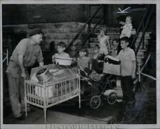 1948 Press Photo Public Welfare Housing Children - RRX02849 picture