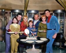 1966 LOST IN SPACE CAST AMERICAN SCIENCE FICTION TELEVISION SERIES 8X10 PHOTO picture