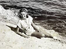 Ui Photograph Beautiful Woman Lovely Lady Laying On Beach Water 1940-50s picture