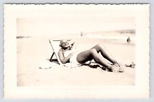 c1940s-50s Pinup Girl on Beach Chair~Ocean view~Sun Bather~Vintage B&W MCM Photo picture