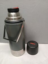 Vintage THERMOS Vacuum Bottle Model #2690 1.99 US Quart Made in the USA  picture
